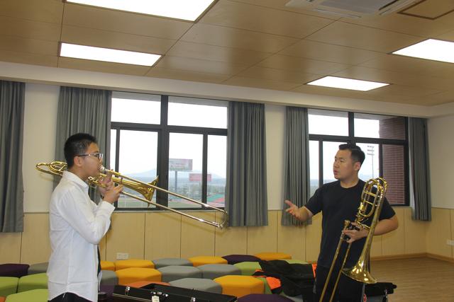 beat365亚洲体育官方网站|罗瑞田到公安镇大桥村开展习近平总书记关于扶贫工作的重要论述理论宣讲活动(图4) beat365亚洲体育官方网站