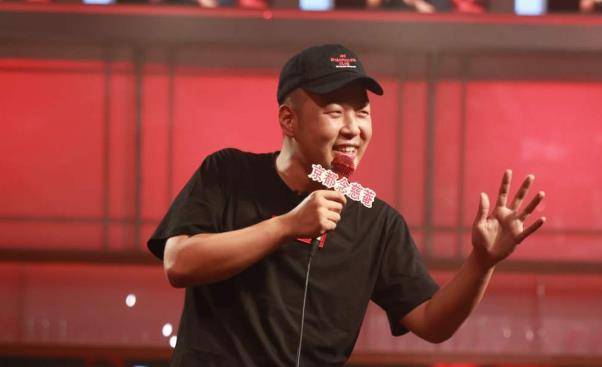 
无论是从节目体现来看 综艺内幕来说 周奇墨淘汰都算说得已往-beat365亚洲体育官方网站(图1)