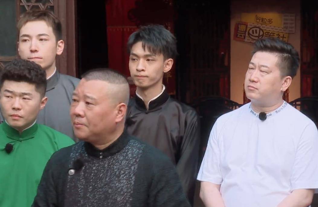 ‘beat·365’
德云社官方公布开箱预告 七队节目单率先曝光 粉丝看完满心失望(图2)