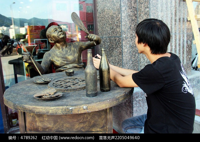 ‘beat365官网’采访时戴口罩被骂 韩记者怒怼无脑键盘侠(图3) beat·365