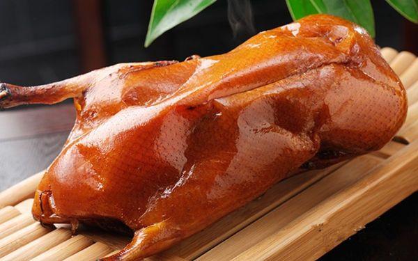 beat·365:矮个女生夏季心机的搭配技巧 适合矮个子女生的时尚单品(图2) beat365亚洲体育官方网站